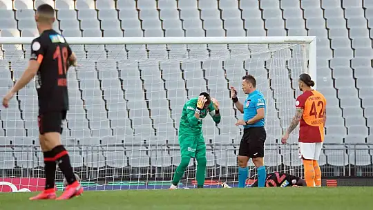 Trendyol Süper Lig: Fatih Karagümrük: 0 - Galatasaray: 0 (Maç devam ediyor)