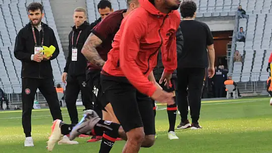 Trendyol Süper Lig: Fatih Karagümrük: 0 - Galatasaray: 0 (Maç devam ediyor)