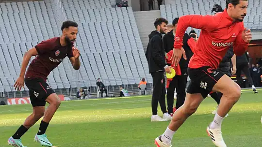 Trendyol Süper Lig: Fatih Karagümrük: 0 - Galatasaray: 0 (Maç devam ediyor)