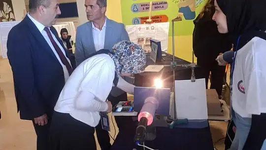 TÜBİTAK 4006 Bilim Fuarı'nda bilim ve hayal gücü buluştu