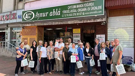 Turistik Karaelmas Ekspresi yolcuları Zonguldak'ın yöresel lezzetlerini tattı