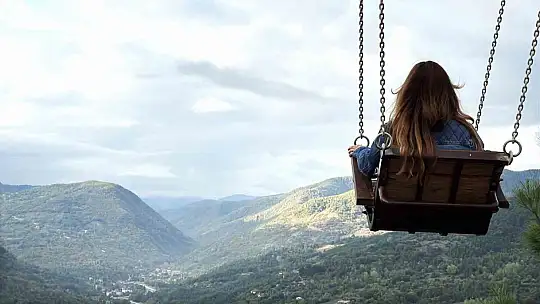 Turistik Karaelmas Ekspresi yolcuları Yenice'nin doğasına hayran kaldı