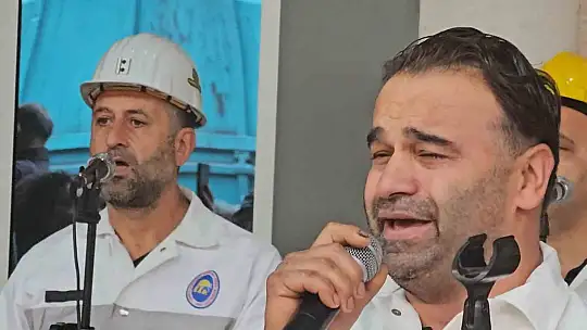 Turistik Karaelmas Ekspresi yolcularını Madenci Korosu karşıladı