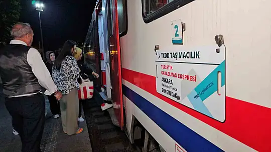 Turistik Karaelmas Ekspresi Zonguldak'tan Ankara'ya hareket etti