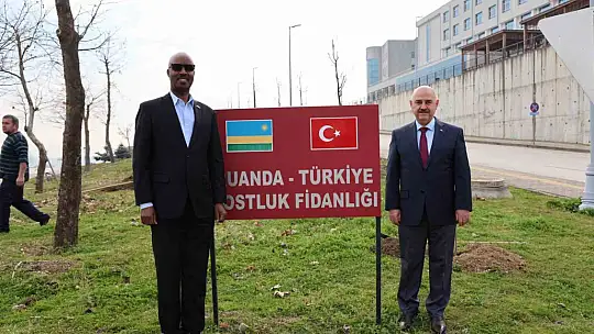 Türkiye'de eğitim gören Ruandalı öğrenciler Düzce Üniversitesi'nde buluştu