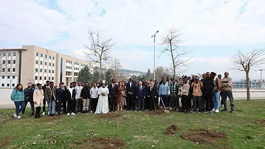 Türkiye'de eğitim gören Ruandalı öğrenciler Düzce Üniversitesi'nde buluştu
