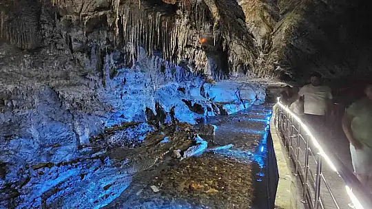 Türkiye'nin en uzun onuncu mağarası ziyaretçi rekoru kırdı