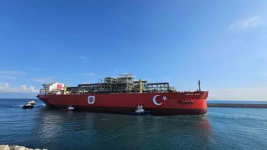 Türkiye'nin ilk yüzer gaz üretim platformu Osman Gazi Filyos Limanı'nda