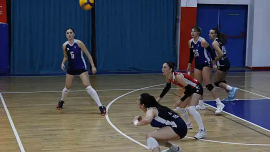 TVF Kadınlar 2. Ligi: Düzce Voleybol:1 - Kocaeli Nicomedia Akademi: 3