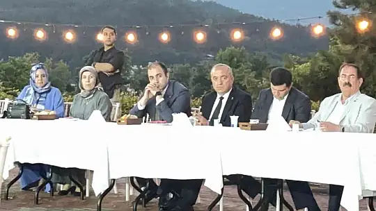 Ulus Kaymakamı Kadiroğlu'ndan duygusal veda