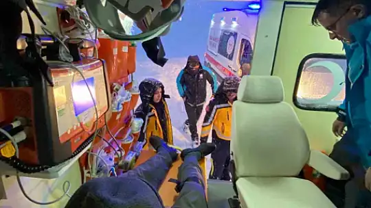 UMKE ekipleri köylerde mahsur kalan hastalar için seferber oldu