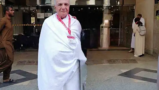 Umre için gittiği kutsal topraklarda hayatını kaybetti: Gıyabi cenaze namazı kılındı