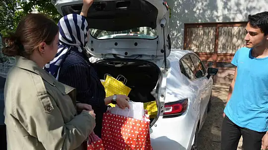 Üniversite öğrencilerinden özel bireyler ve aileleri için bayram öncesinde anlamlı proje