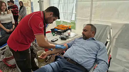 Hedef 1.453 ünite kan