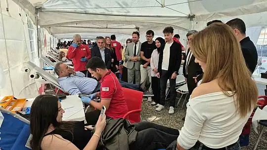 Hedef 1.453 ünite kan