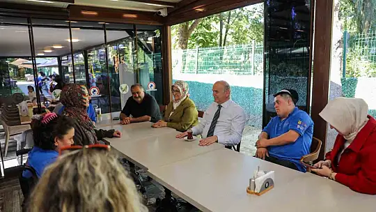Ünlü televizyon programcısı İkbal Gürpınar Düzce'de