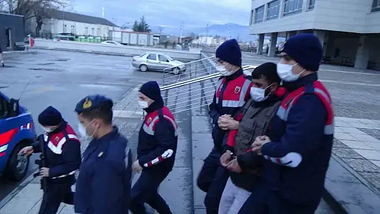 Ustasını 79 bıçak darbesiyle öldürmüştü, taciz iddiası ceza indirimine yetmedi