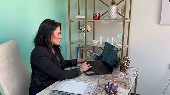 Uzmanından gençlere 'hızlı zayıflama' uyarısı