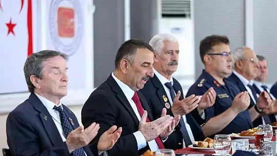 Vali Hacıbektaşoğlu, Kıbrıs gazileriyle bir araya geldi