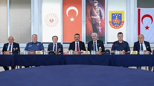Vali Hacıbektaşoğlu, Kıbrıs gazileriyle bir araya geldi