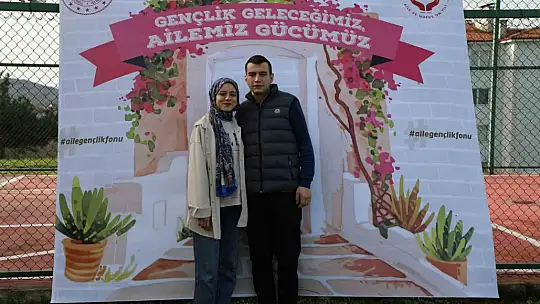 ValisArslan yeni evlenecek çiftlerle bir araya geldi