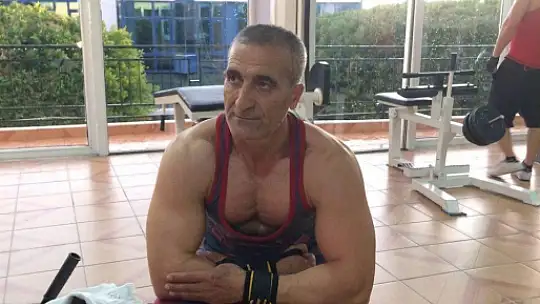 Vücut geliştirme ve fitness sporcusu muhtar intihar etti
