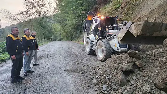 Yağışlar heyelana neden oldu