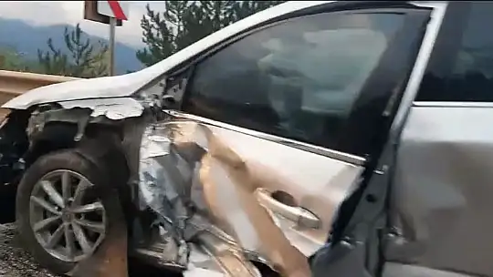 Yaralı sürücünün yakınları muhabiri engellemeye çalıştı