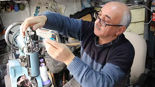 Yarım asırdır aynı dükkanda hizmet veriyor