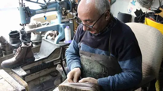 Yarım asırdır aynı dükkanda hizmet veriyor