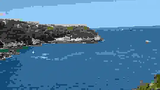 Yasağa rağmen girdiği denizde kaybolan vatandaşı arama çalışmaları ikinci gününde