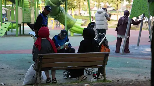Yere sigara izmariti atanlara ceza kesildi