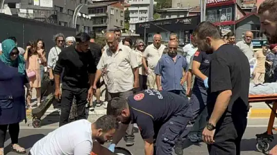 Yolun karşına geçmeye çalışan yaşlı kadına otomobil çarptı