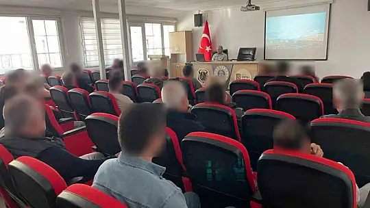 Yükümlüler, işgal altındaki Filistin'i anlatan belgeseli izledi
