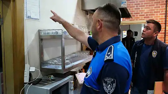 Zabıta ve il sağlıktan terminalde denetim