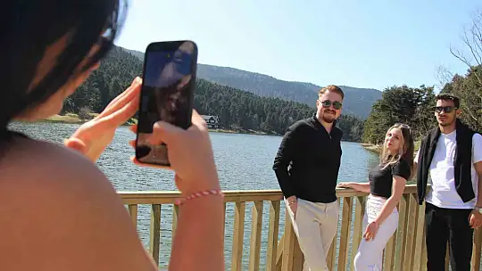 Ziyaretçiler Gölcük'e hayran kaldı