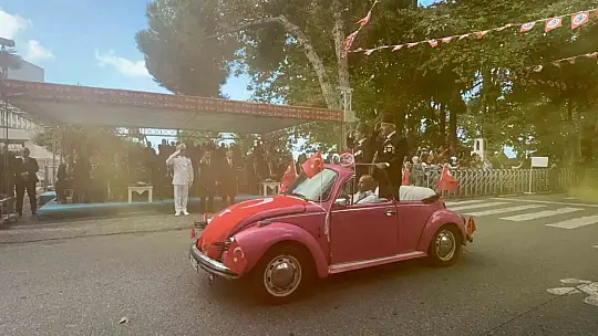 Zonguldak Limanı'nda 30 Ağustos şöleni: Römorkörlerden görsel şov