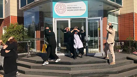 Zonguldak Öğretmenevi'nde deprem ve tahliye tatbikatı