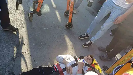 Zonguldak'ta akaryakıt istasyonuna dalan otomobil dehşet saçtı: 5'i çocuk 6 yaralı