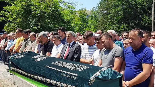 Zonguldak'ta denizde boğulan tır şoförü toprağa verildi