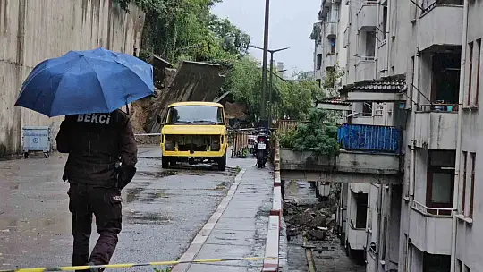 Zonguldak'ta heyelanın boyutu gün ağarınca ortaya çıktı: 49 daire tahliye edildi