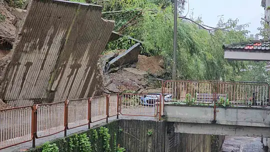 Zonguldak'ta heyelanın boyutu gün ağarınca ortaya çıktı: 49 daire tahliye edildi