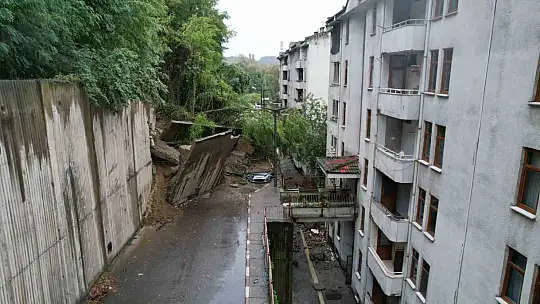 Zonguldak'ta heyelanın boyutu gün ağarınca ortaya çıktı: 49 daire tahliye edildi