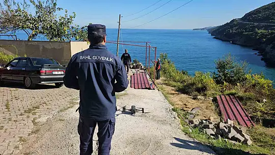 Zonguldak'ta kayıp balıkçıyı arama çalışmaları sürüyor