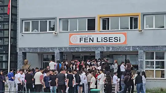 Kimliğini evde unutunca 16 kilometrelik yol için zamanla yarıştılar