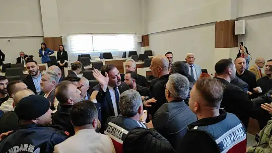 İl Genel Meclisi seçimi davasında sanıklar suçlamaları reddetti