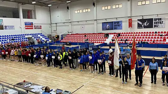 34 ilden 200 sporcu Kozlu'da