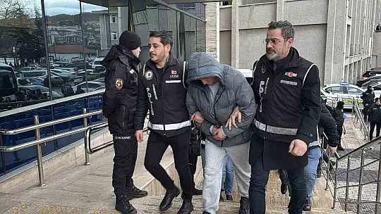 Zonguldak'ta rüşvetle araç muayenesi operasyonunda 11 şüpheli adliyede