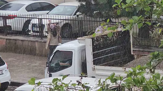 Zonguldak'ta sağanak hazırlıksız yakaladı