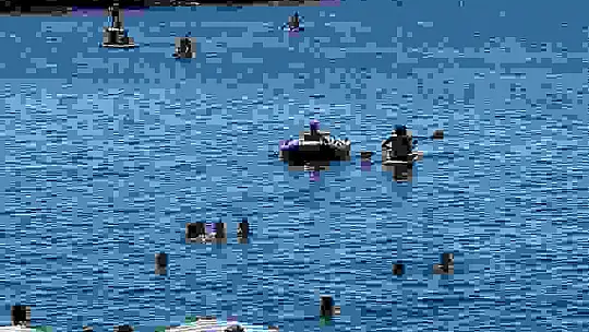 Sıcak hava bunalttı, vatandaşlar plaja akın etti